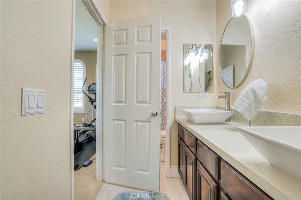 1592 Clydesdale Court