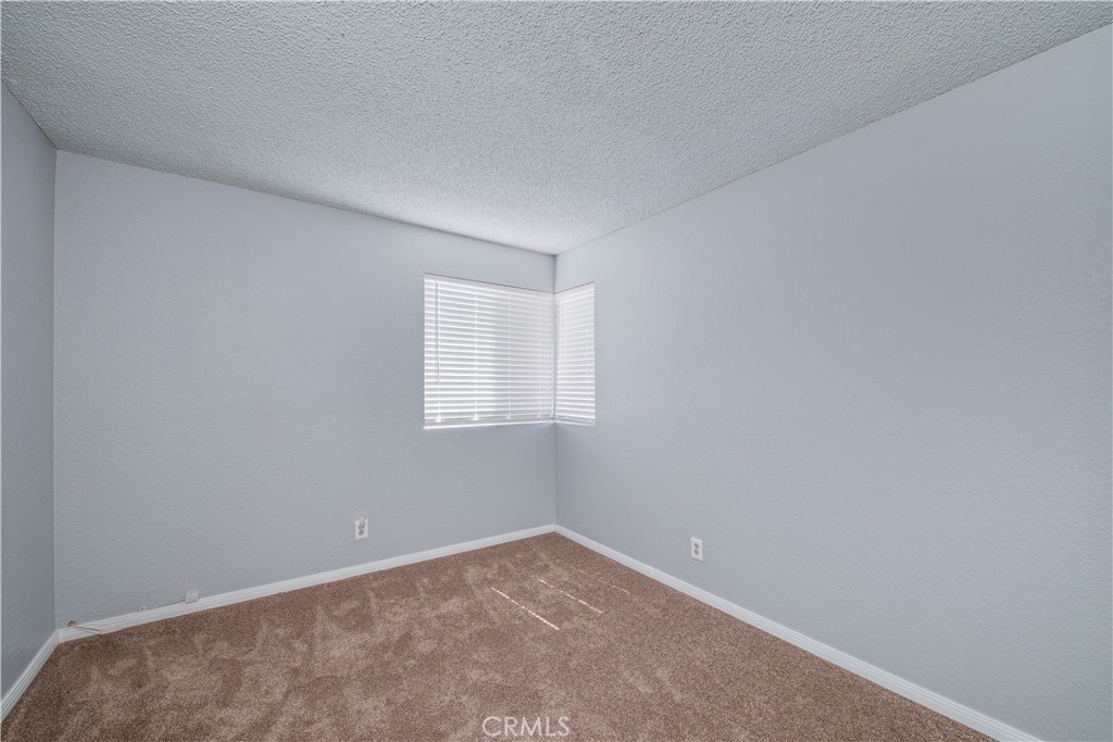 16542 Creekside Road