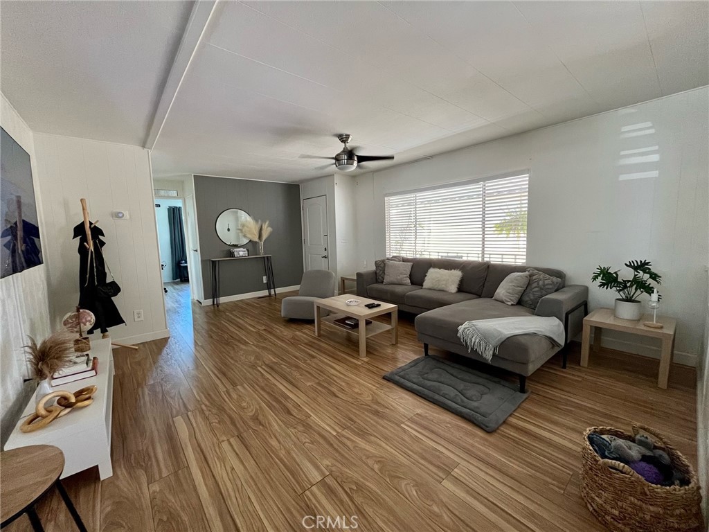 3663 Buchanan Street 1