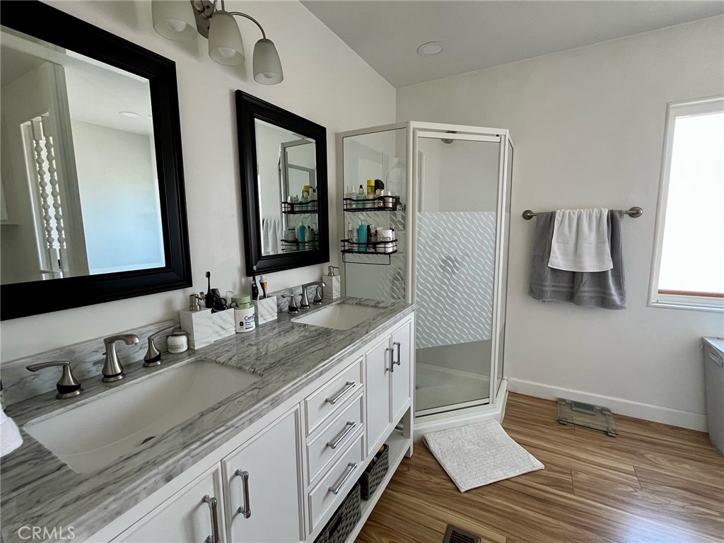 3663 Buchanan Street 1