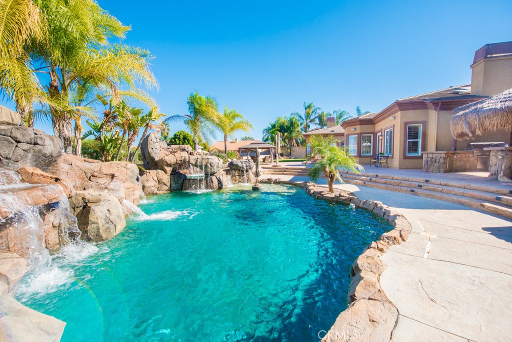 577 C L Fleming Circle