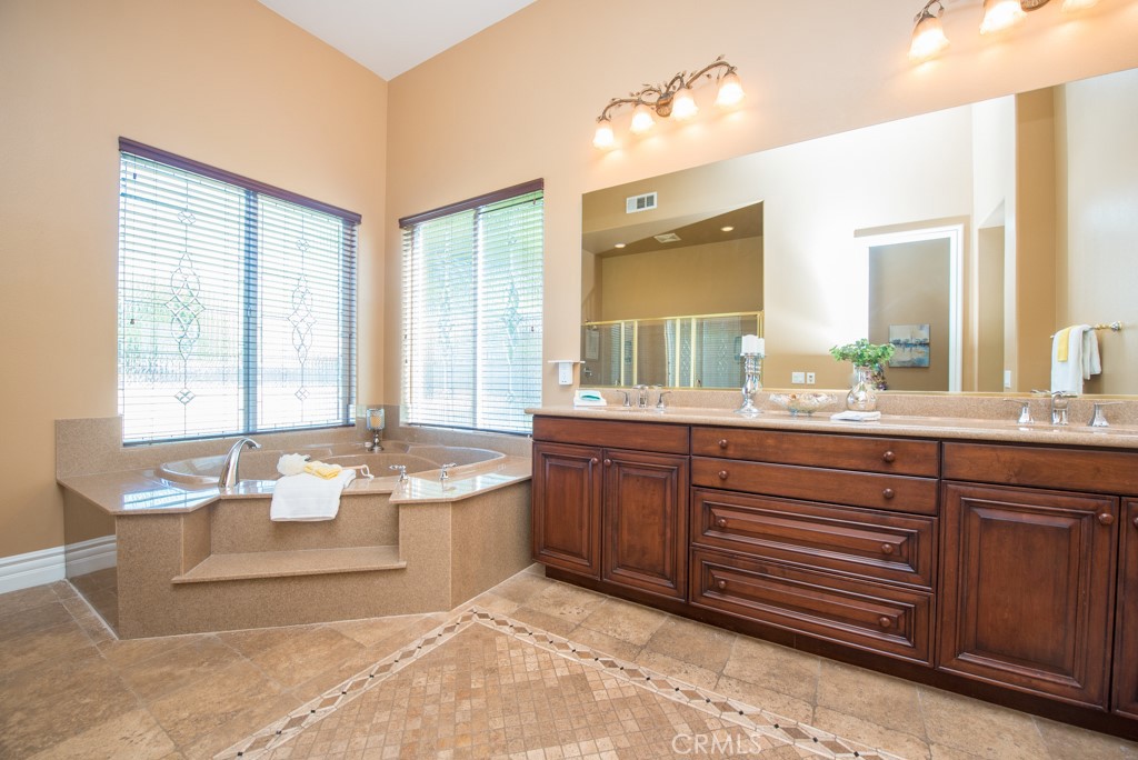 577 C L Fleming Circle