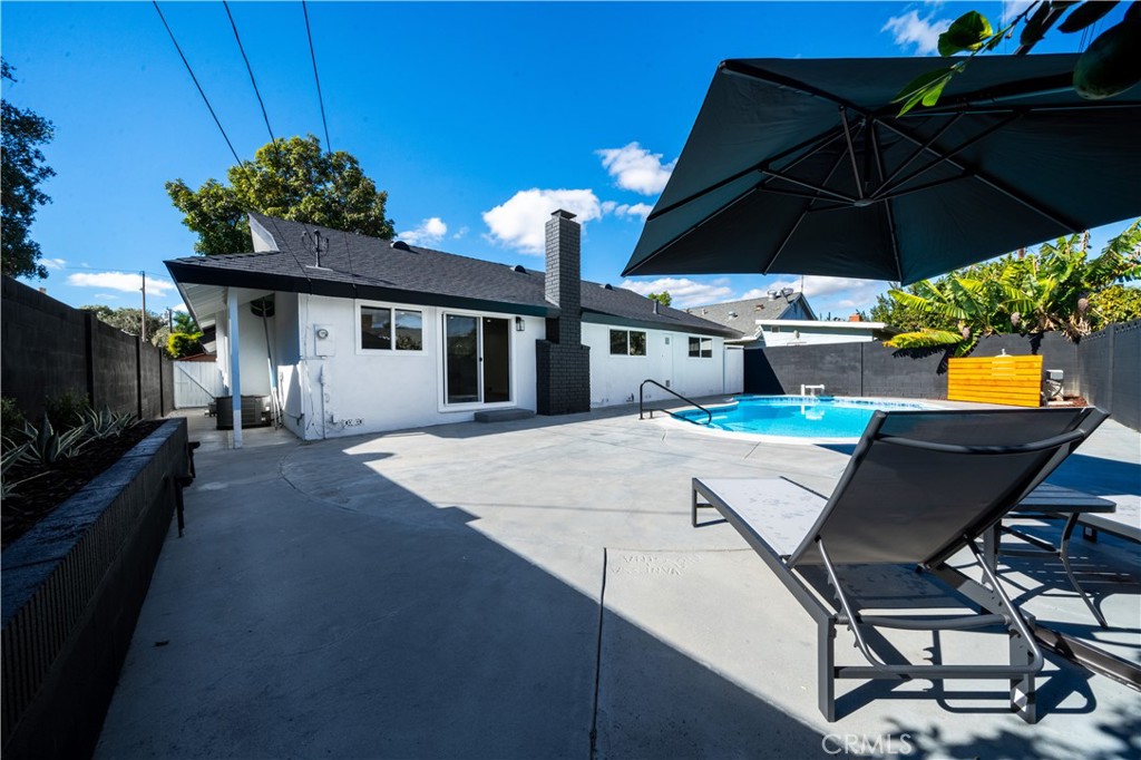 2201 Spinnaker Street