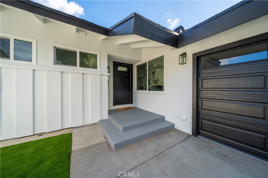 2201 Spinnaker Street