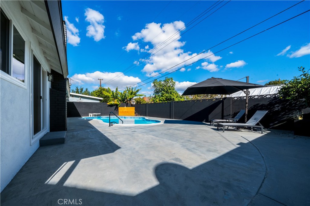 2201 Spinnaker Street