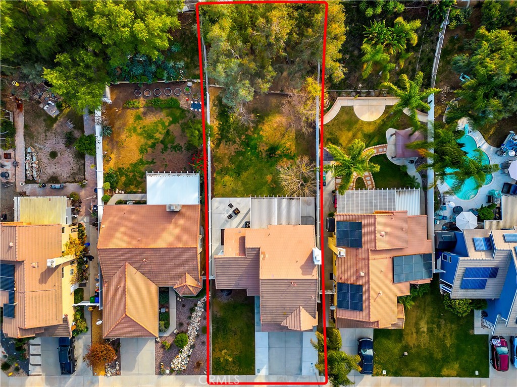 13109 Broken Bit Circle