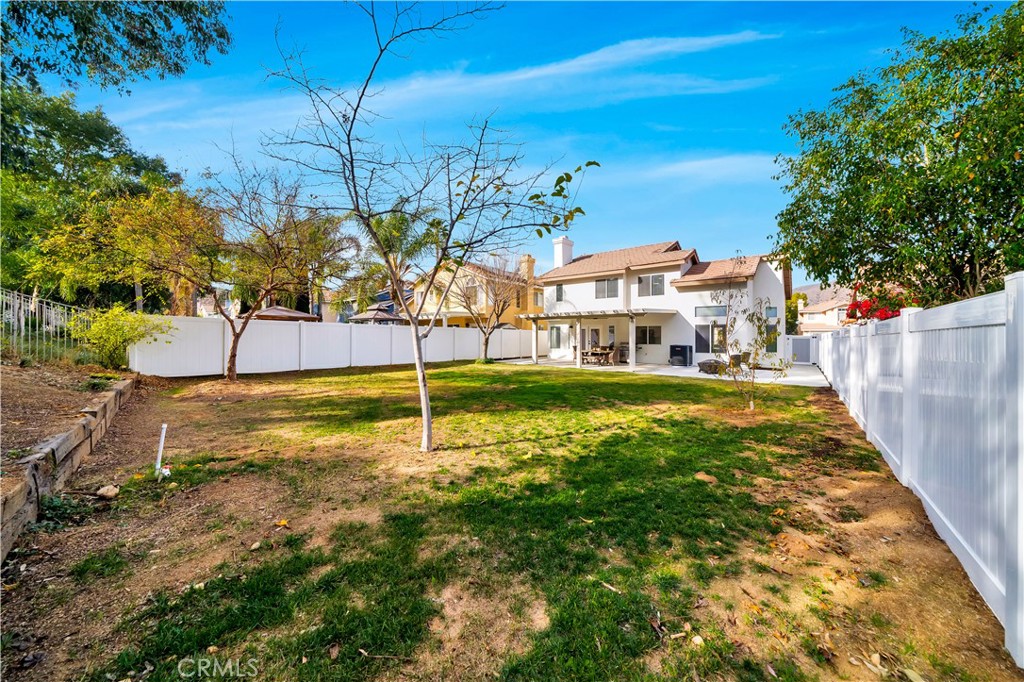 13109 Broken Bit Circle