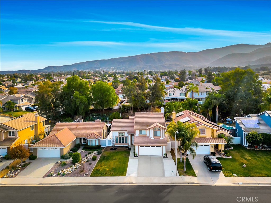 13109 Broken Bit Circle