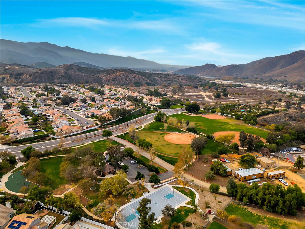 13109 Broken Bit Circle