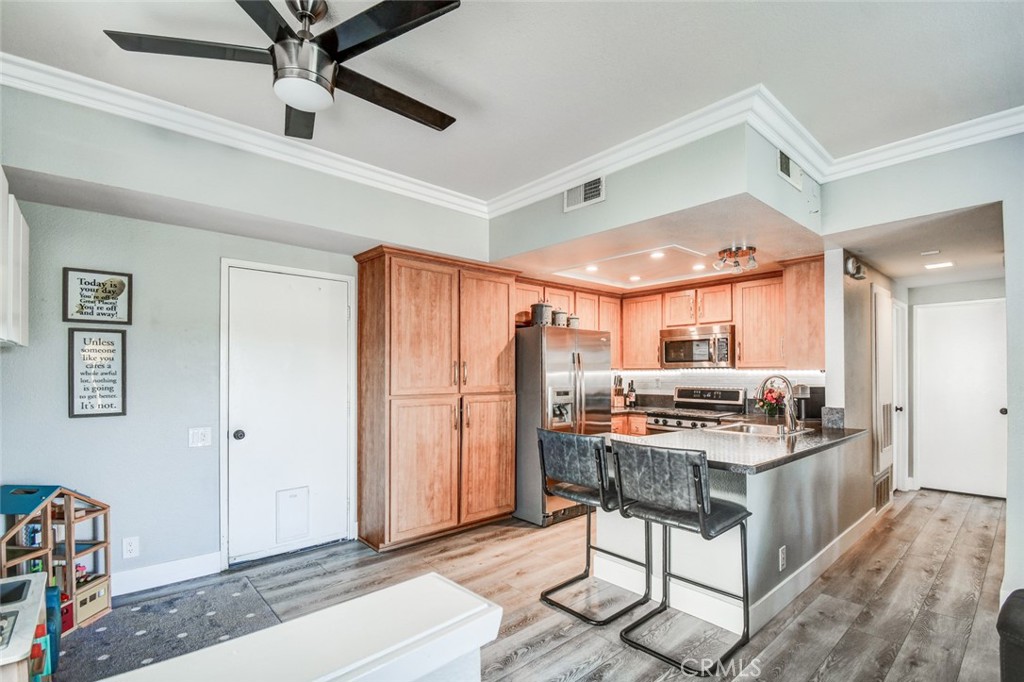 28951 Canyon Oak Drive 8