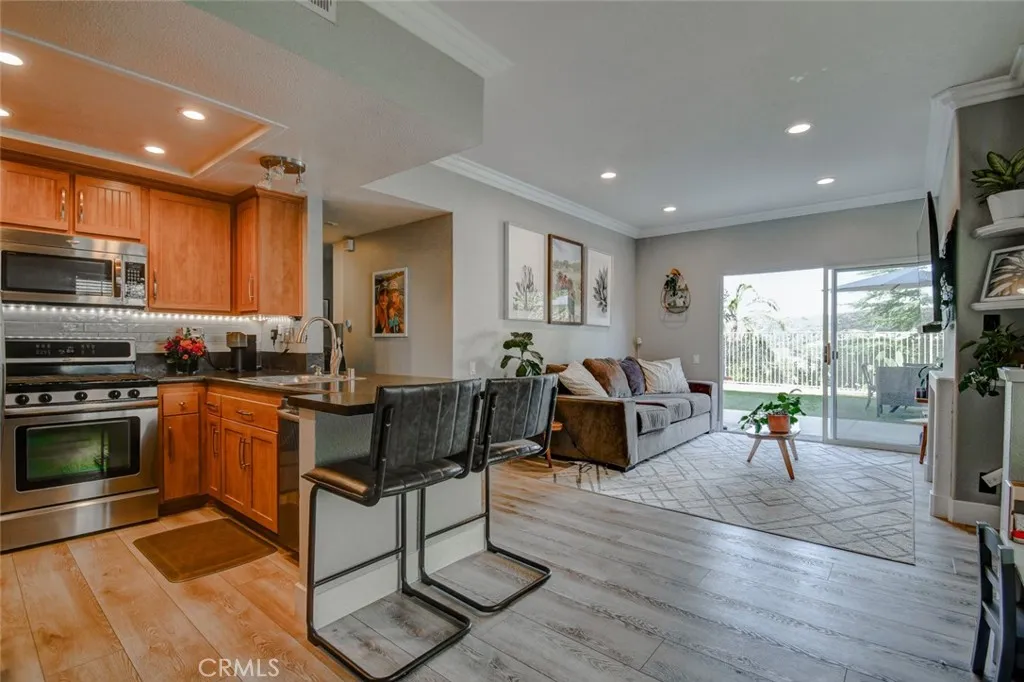 28951 Canyon Oak Drive # 8