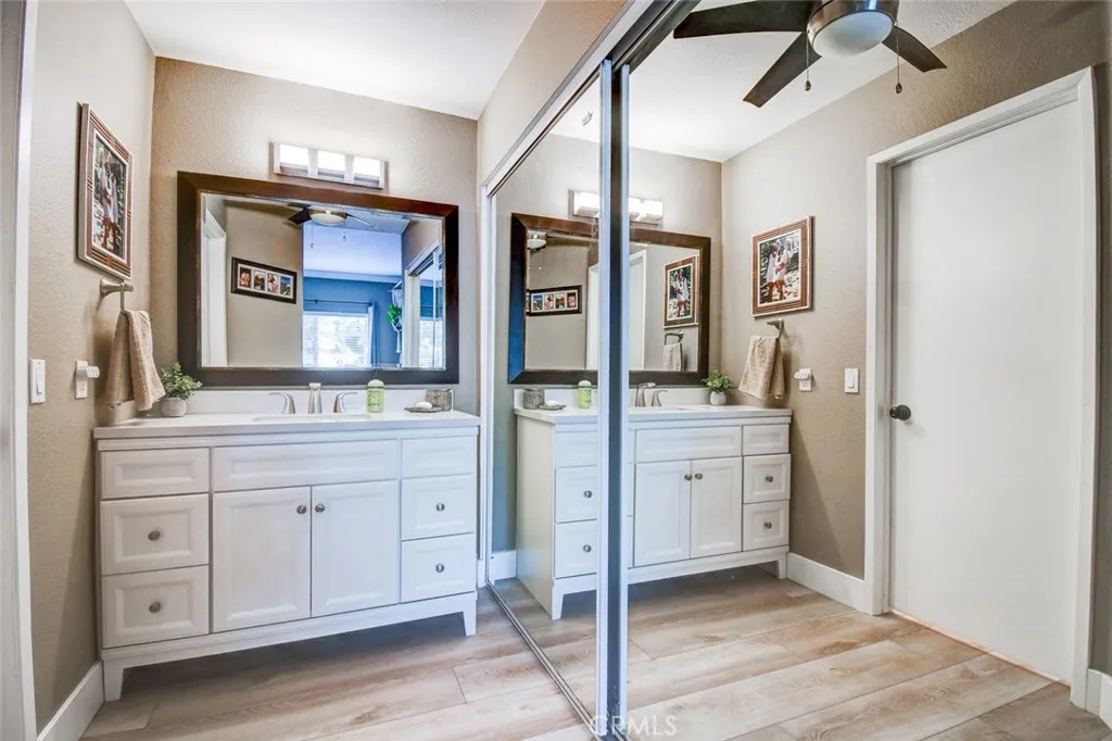 28951 Canyon Oak Drive # 8