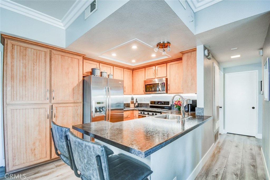 28951 Canyon Oak Drive 8