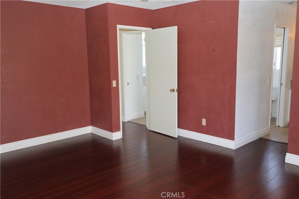 35608 Persimmon Street