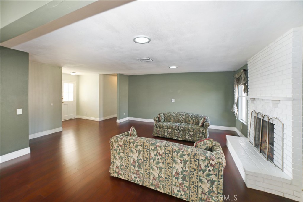 35608 Persimmon Street