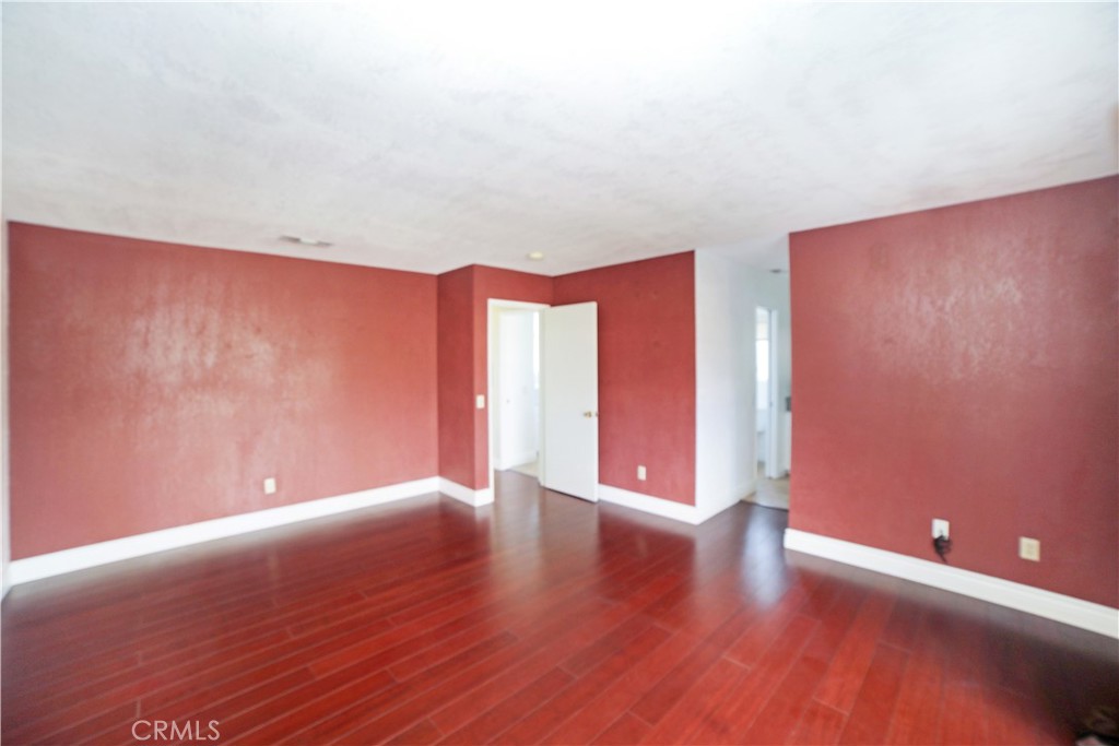 35608 Persimmon Street