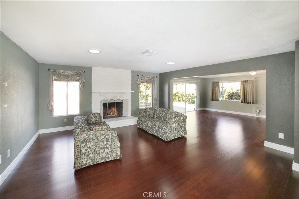 35608 Persimmon Street