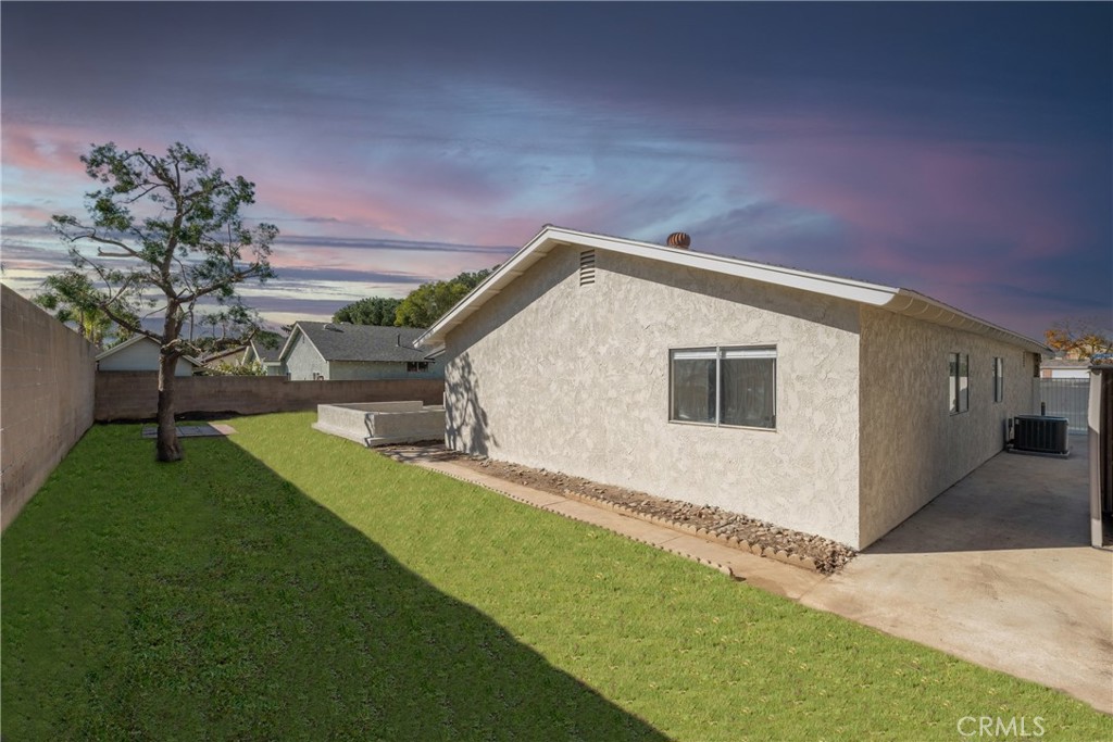 1055 Meadowview Court