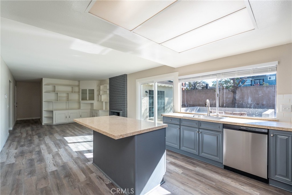 1055 Meadowview Court