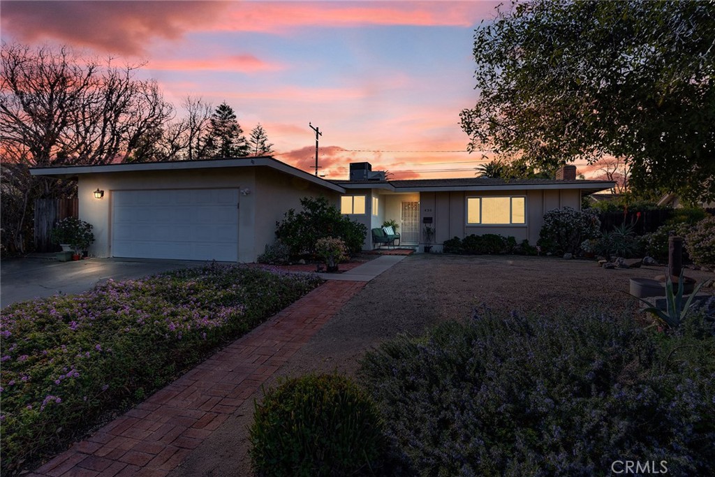 430 E Hacienda Drive