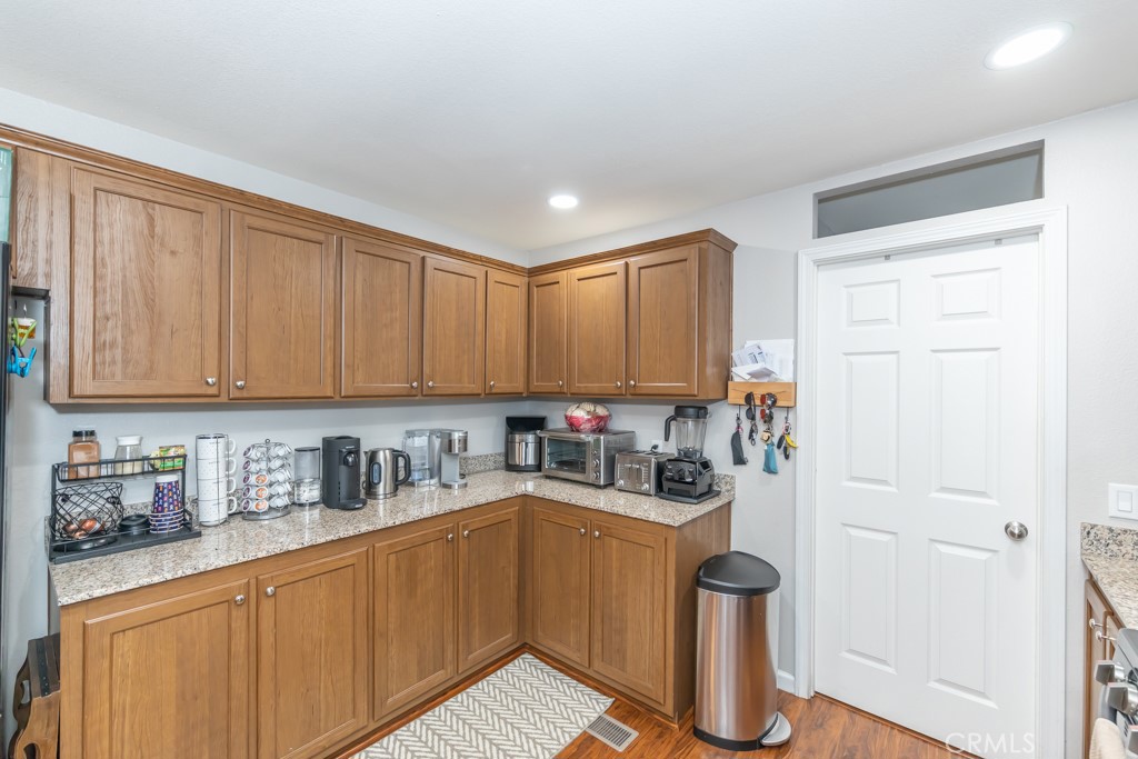 200 N GRAND Avenue 79