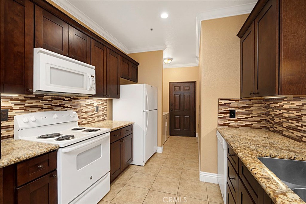 24909 Madison Ave. 32-14