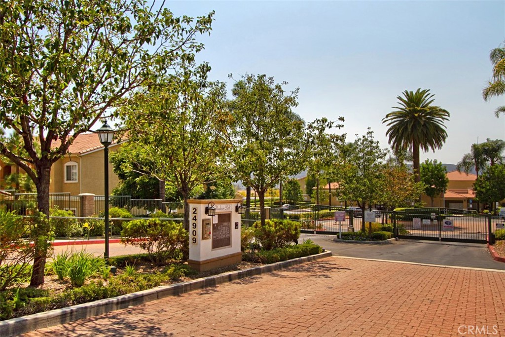 24909 Madison Ave. 32-14