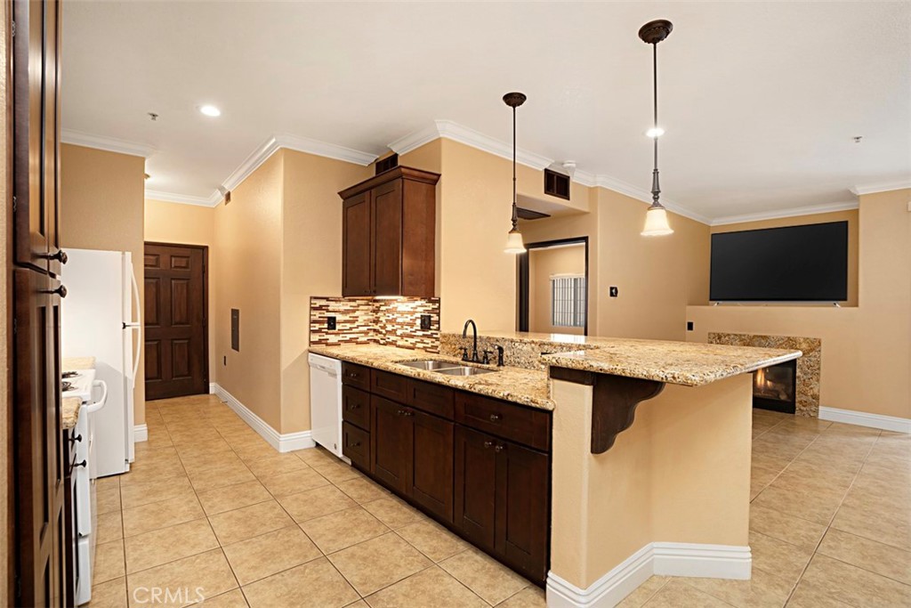 24909 Madison Ave. 32-14