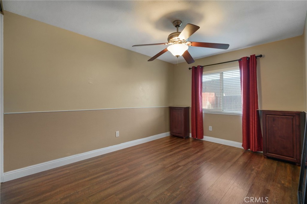 1134 E Deerfield Street