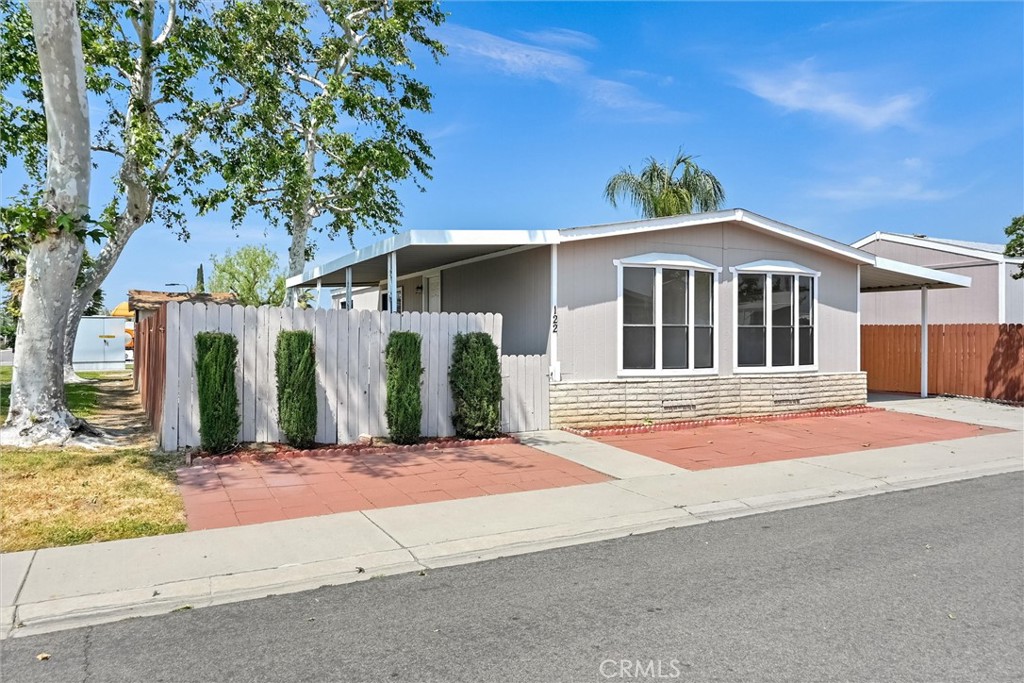 1721 E Colton Avenue 122