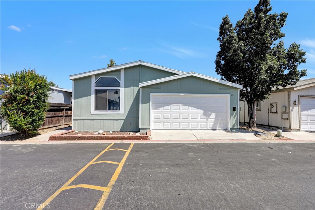 80 E Dawes Street 138