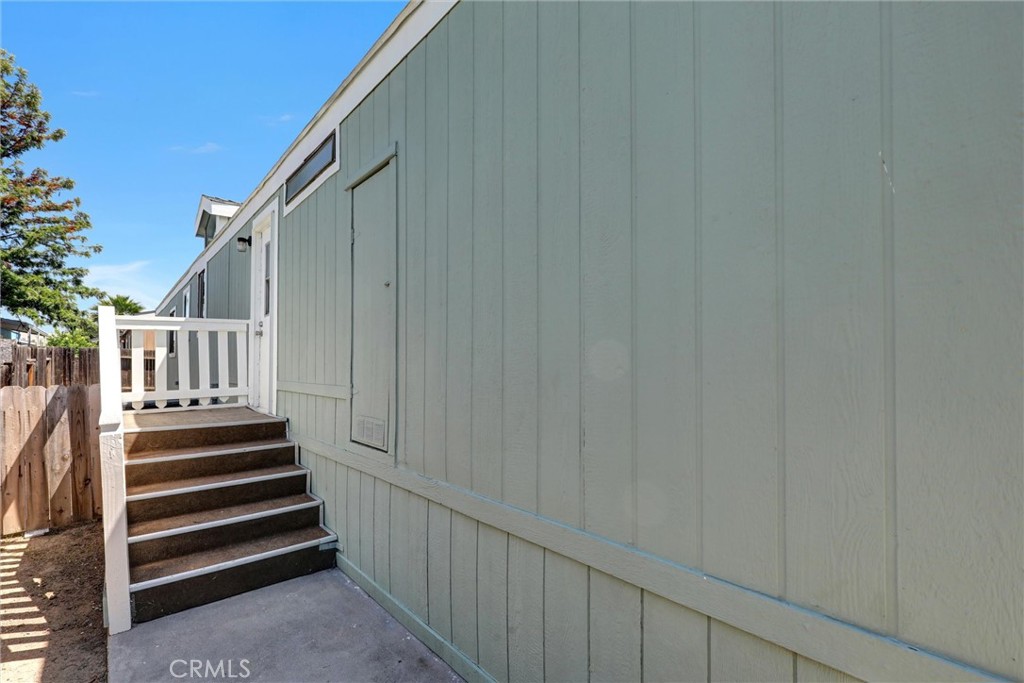 80 E Dawes Street 138