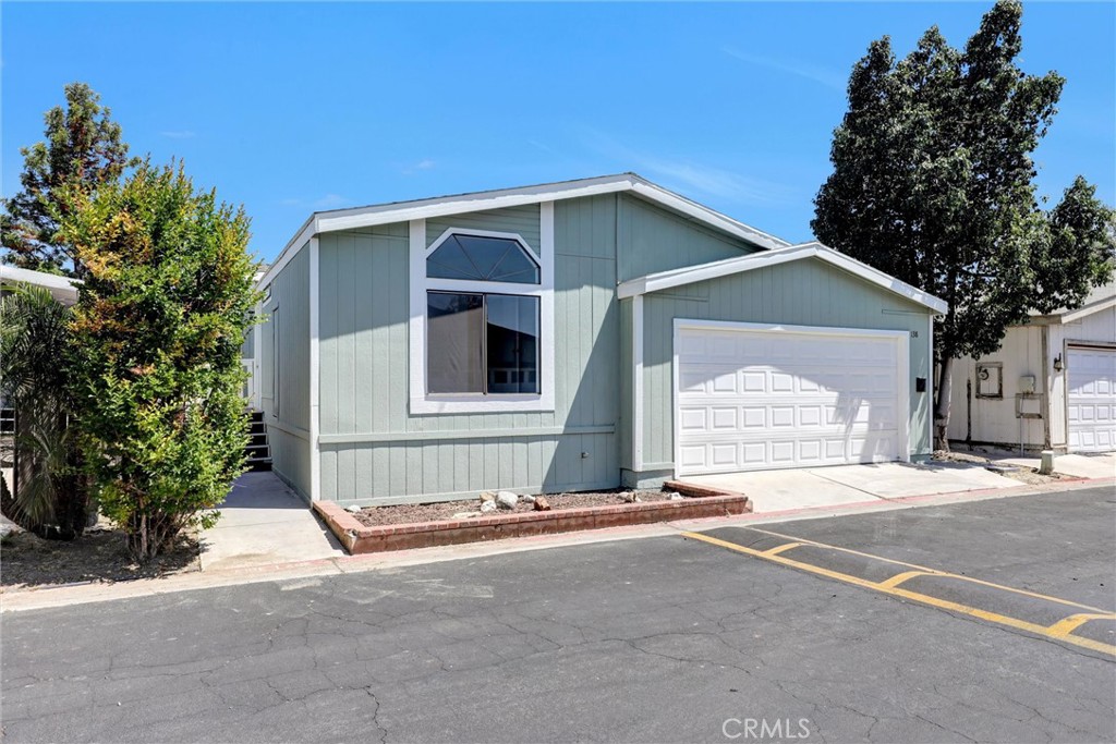 80 E Dawes Street 138