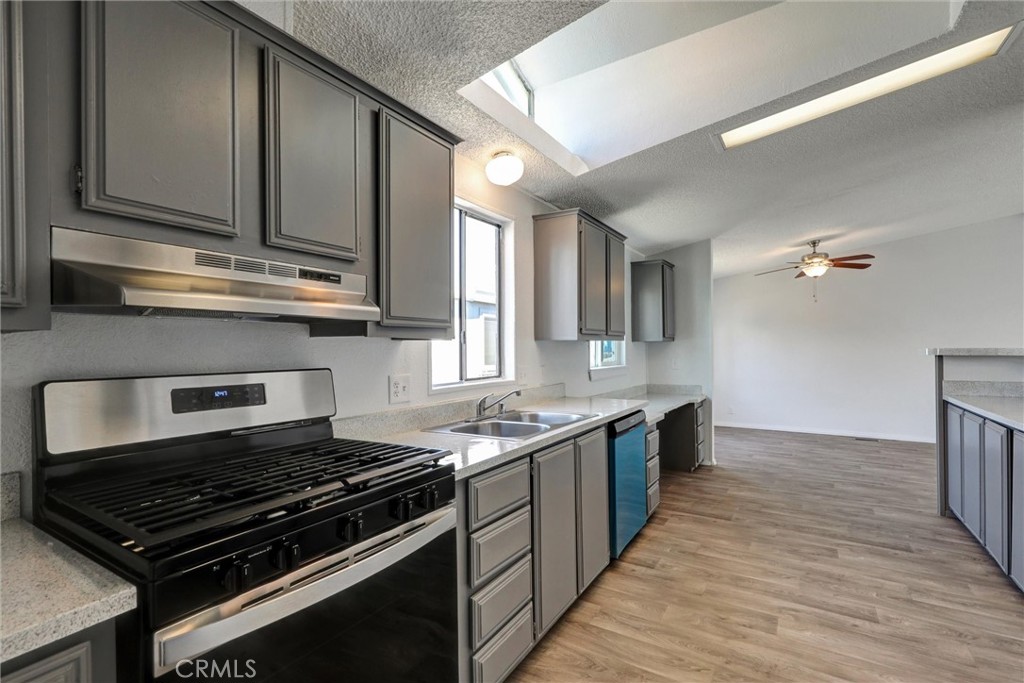 80 E Dawes Street 138