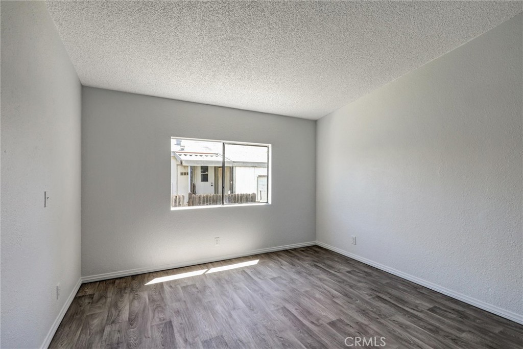 80 E Dawes Street 138