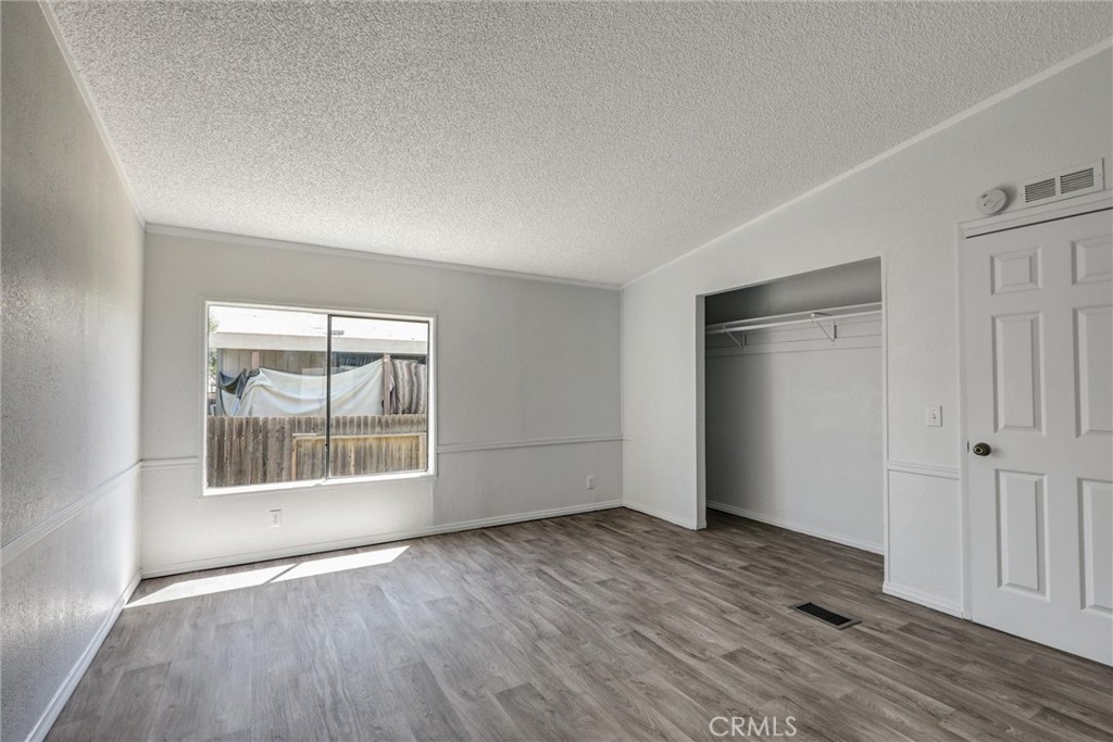 80 E Dawes Street 138