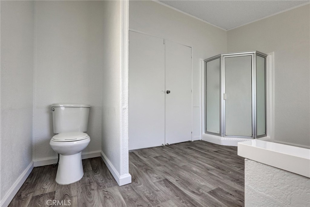 80 E Dawes Street 138