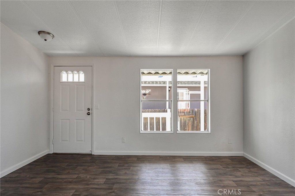 80 E Dawes Street 202