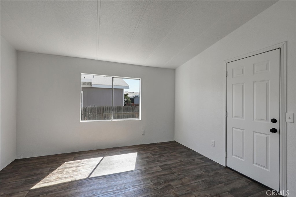 80 E Dawes Street 202