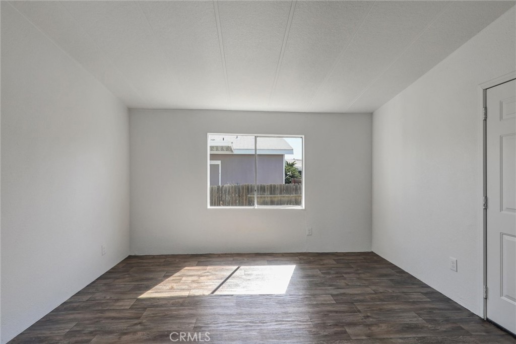 80 E Dawes Street 202