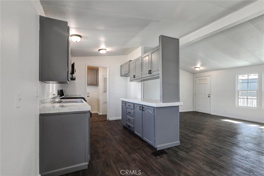 80 E Dawes Street 204