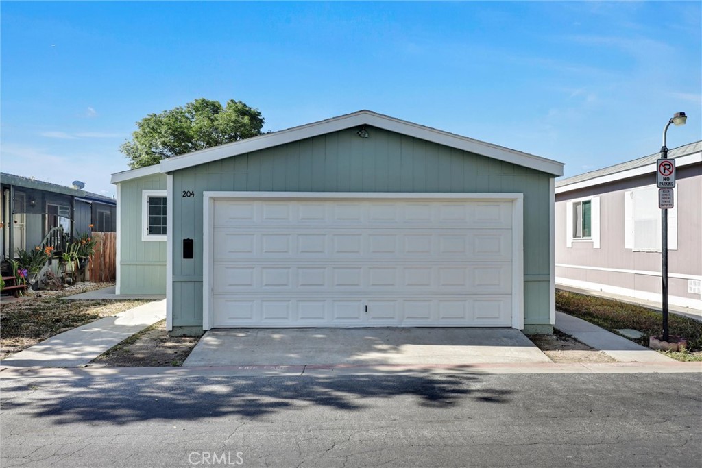 80 E Dawes Street 204