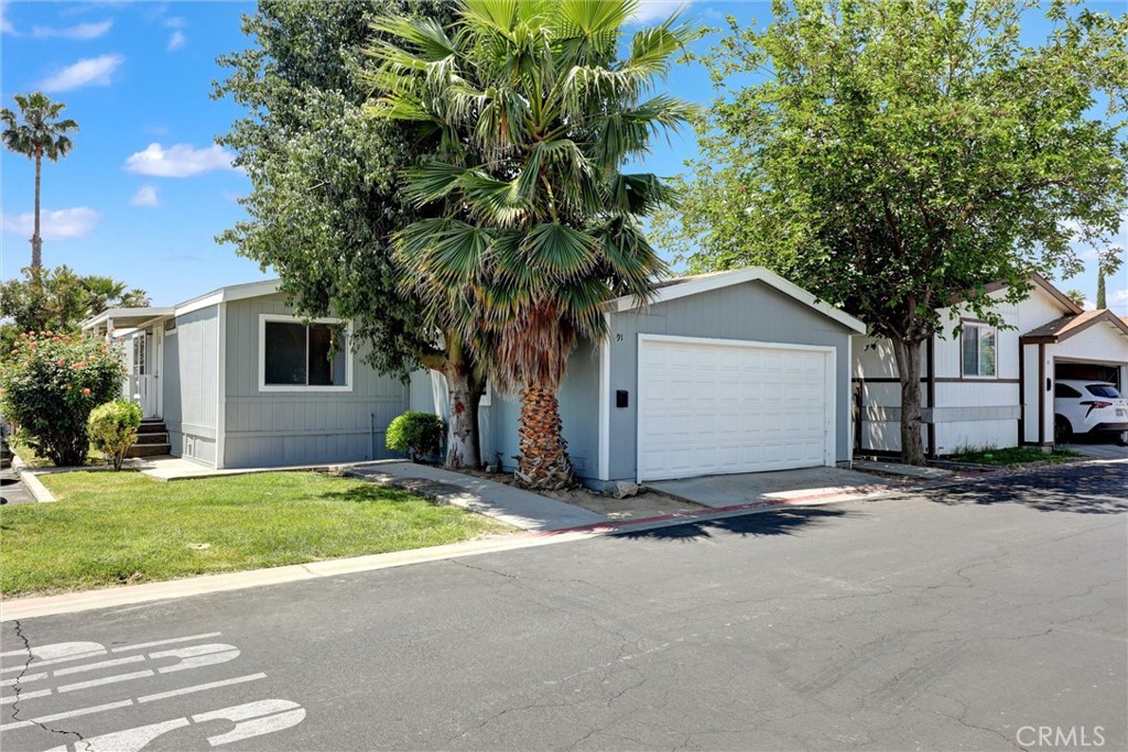 80 E Dawes Street 91