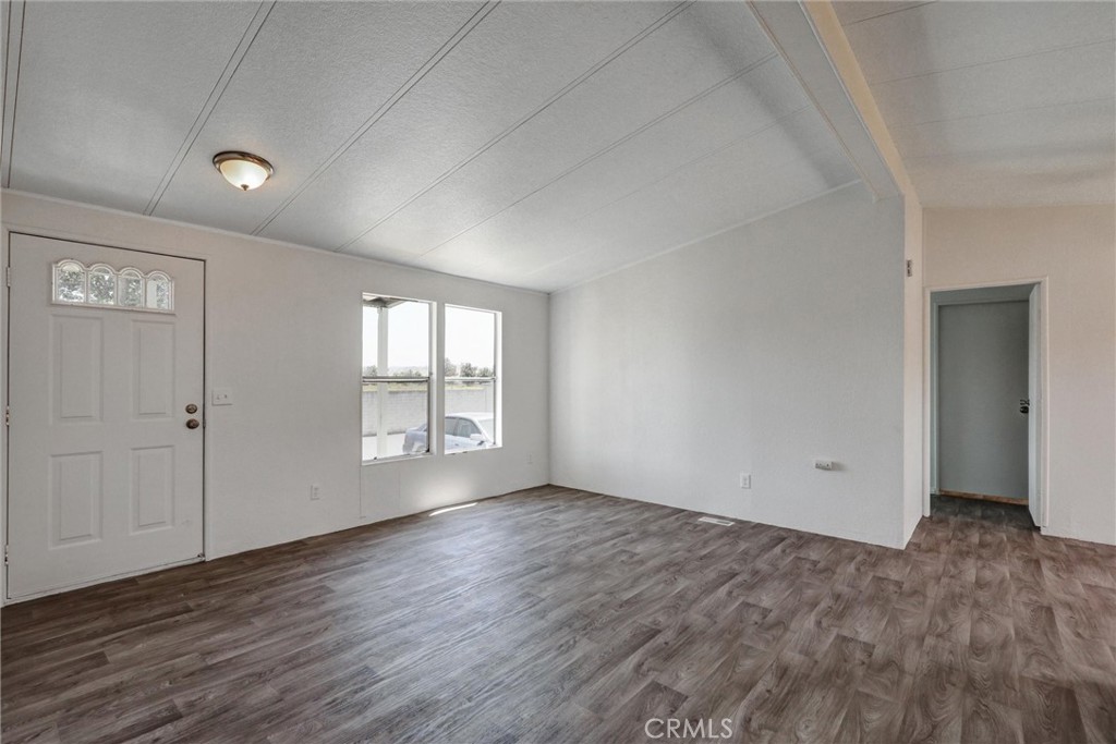 80 E Dawes Street 91