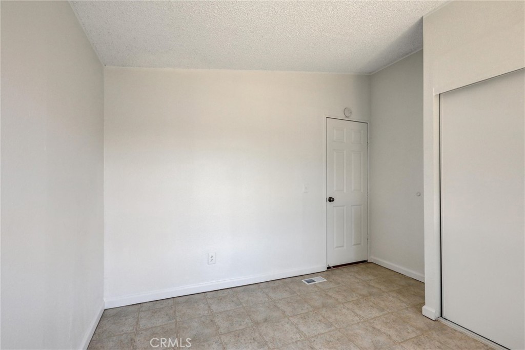 80 E Dawes Street 82