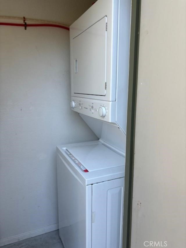 2612 Avenida Del Vista 203