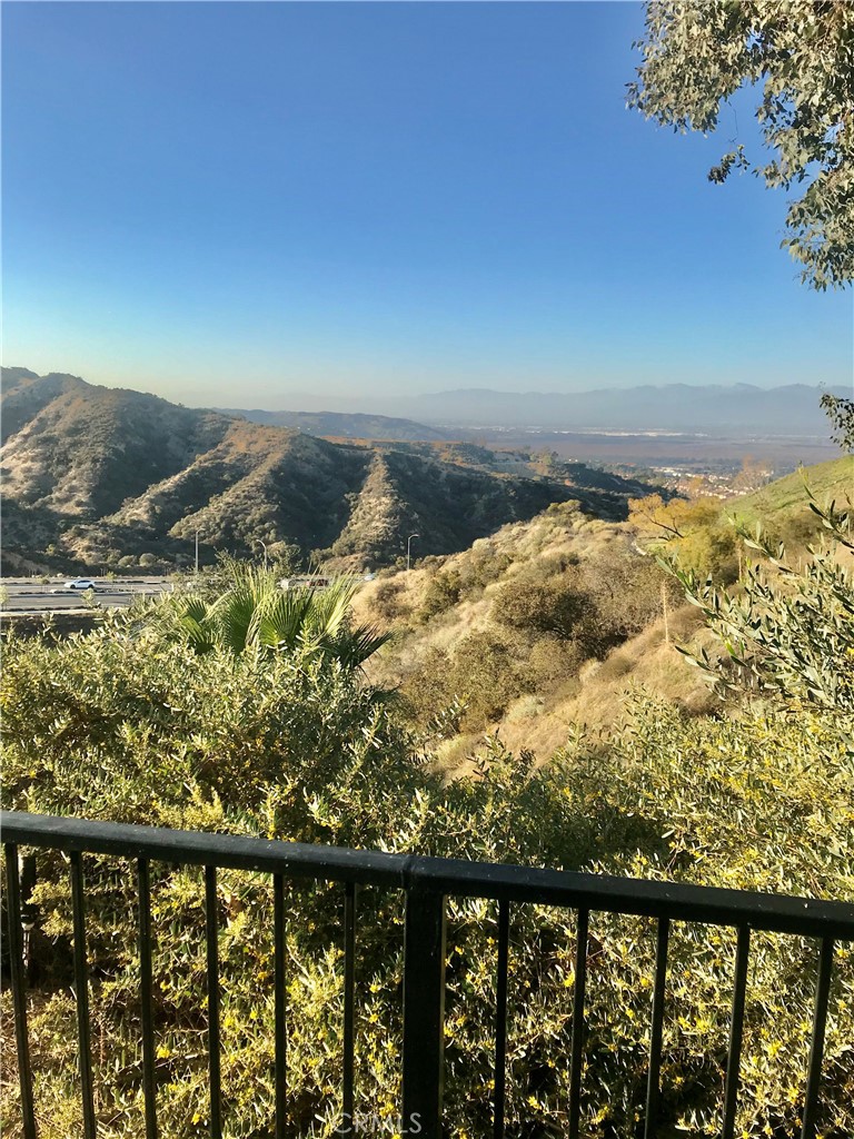 2612 Avenida Del Vista 203