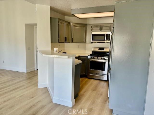 2612 Avenida Del Vista 203