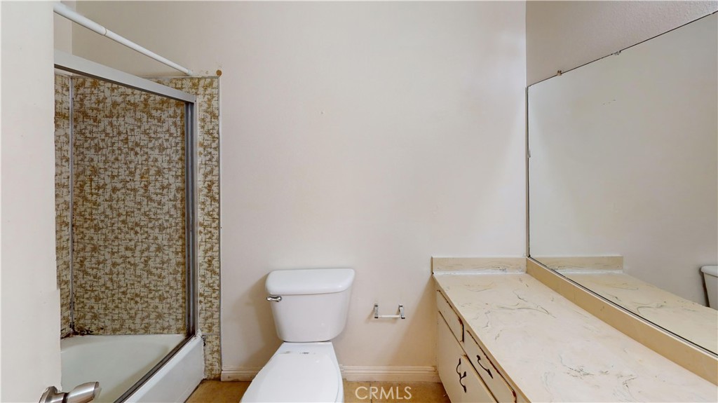 3700 Mountain Avenue 8A