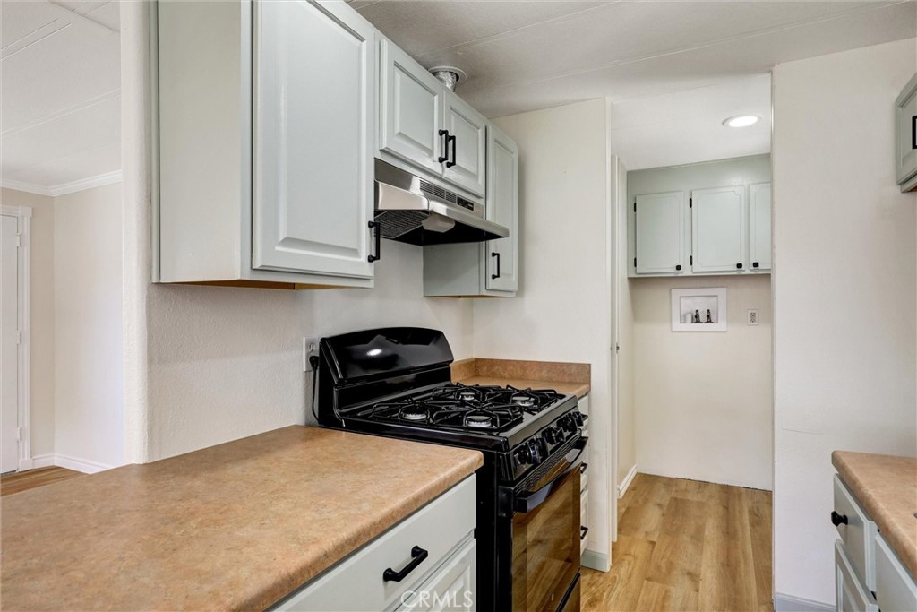 32900 Riverside Drive 66